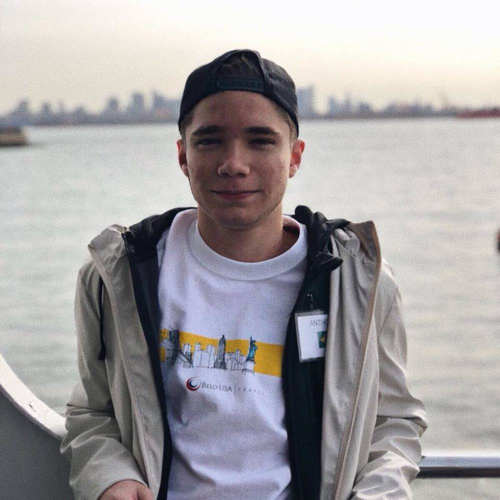 Meet your Posher, Anthony